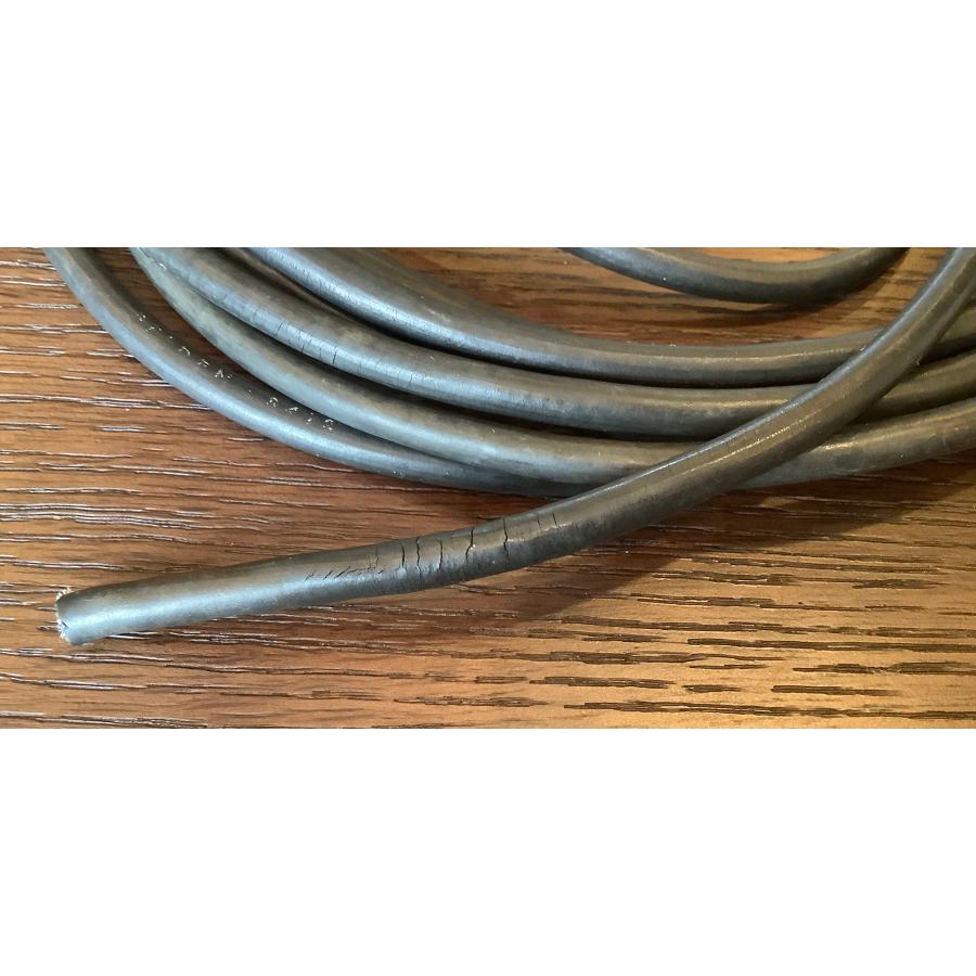 超貴重！ビンテージ Belden 8412 60〜70年代 楽器用 シールド 5.03cm 樹脂ヒビ特価 最高峰音質で配信、レコーディングに。(在庫1)の画像