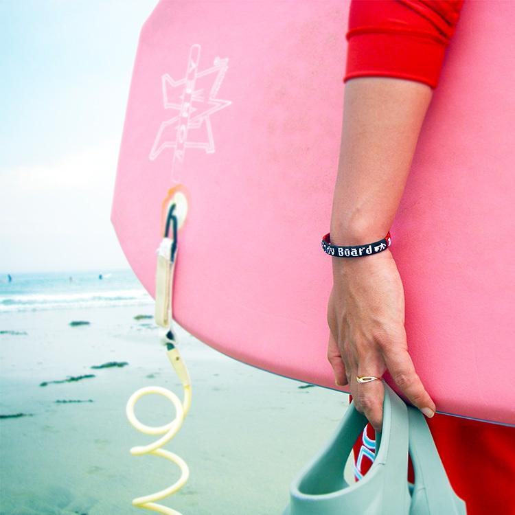 ブレスレット 名前入れ レディース 女性 ミサンガ プルセイラ 取外し