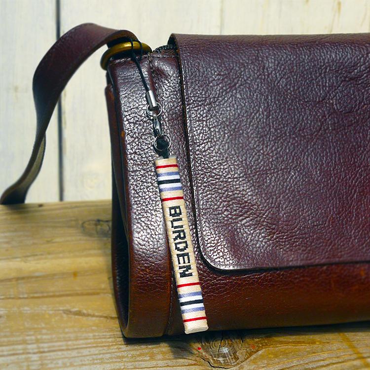 ストラップ 名入れ 選べるデザイン170種類以上 ミサンガ スマホ