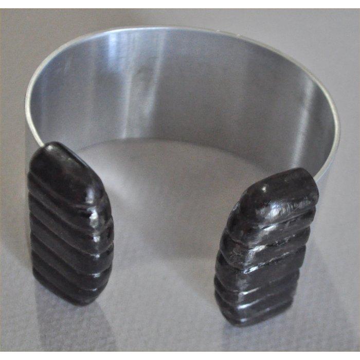 黒檀の大きめのストライブ柄キャップアルミバングル |  | 01