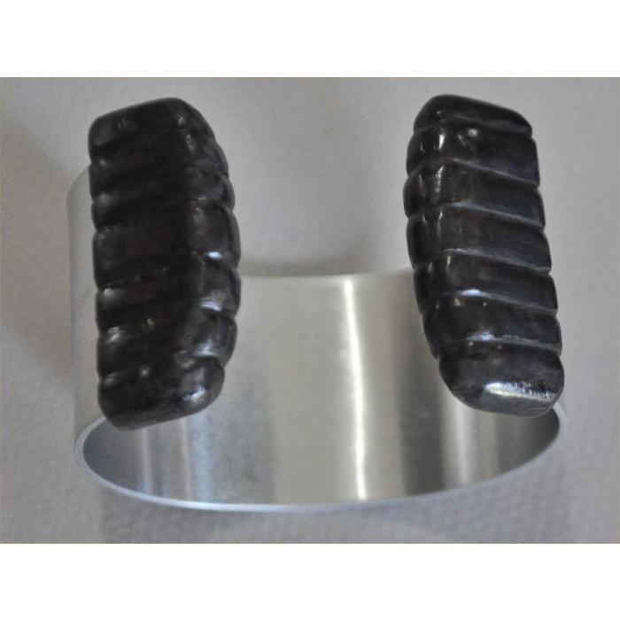 黒檀の大きめのストライブ柄キャップアルミバングル |  | 03