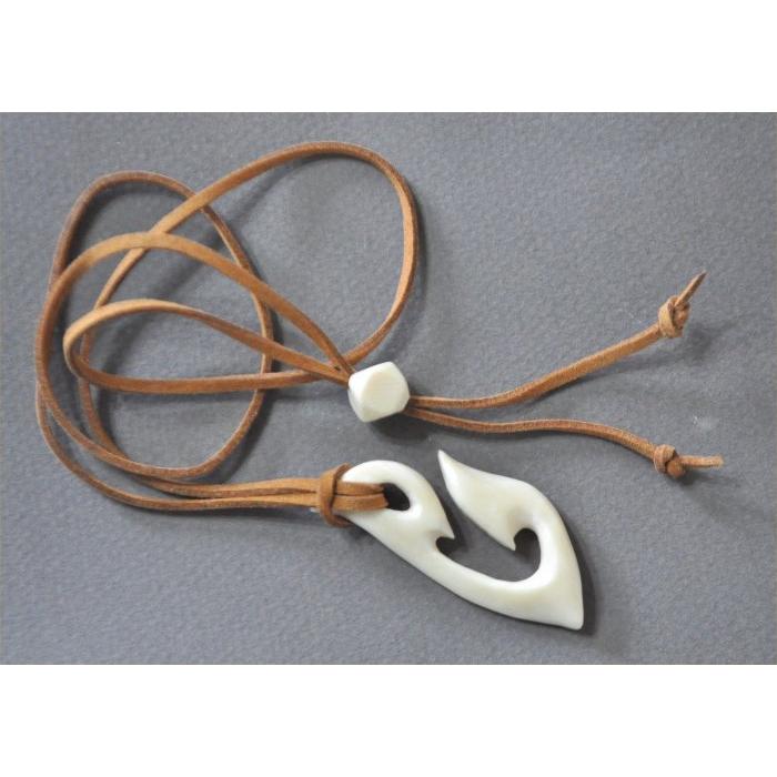 マッコウクジラの歯のフィッシャーホークデザインのペンダントヘッド |  | 02