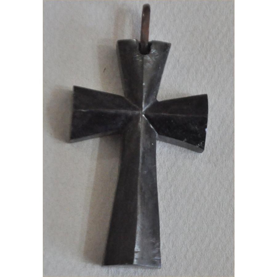 黒檀の大きなクロスペンダントヘッド |  | 03