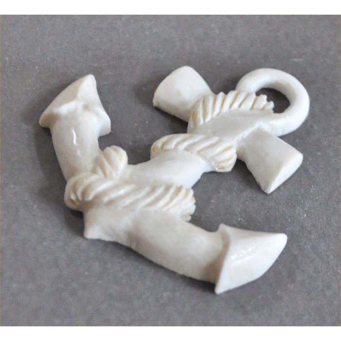 ナンタケットバスケット用のイカリデザインオーナメント