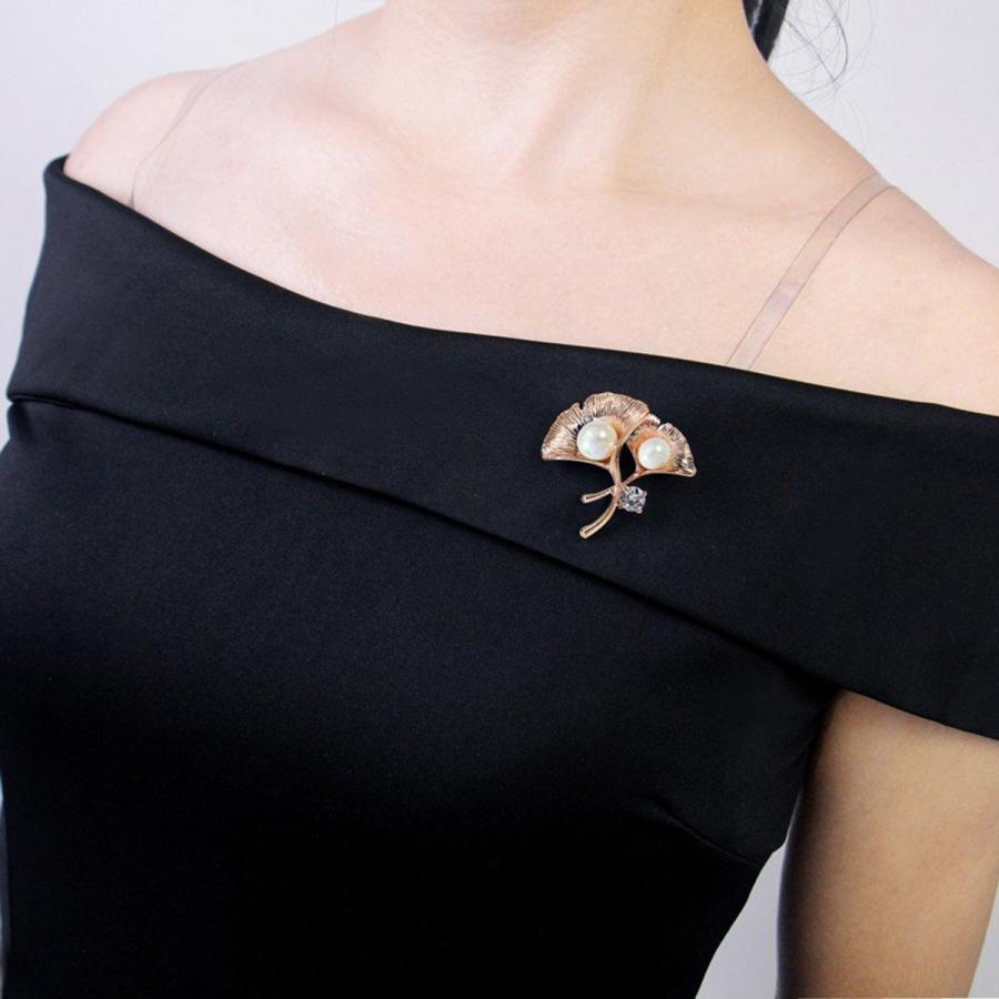 ブローチ 大粒 本貝パール 銀杏 モチーフ アクセサリー コサージュ