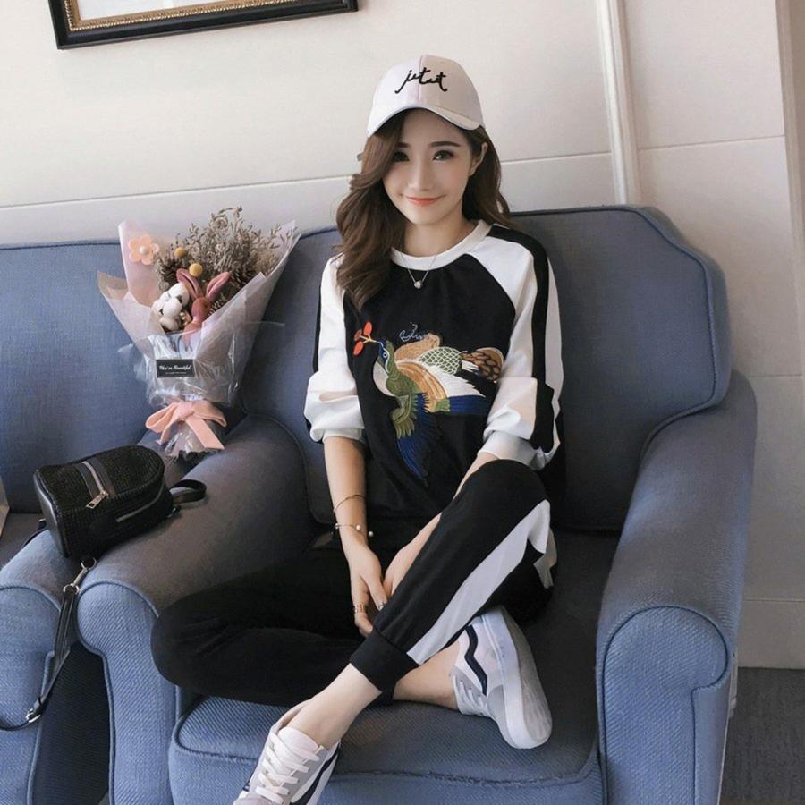 【美品】ウェア上下セット Mサイズ ジャージセット【2点セット】セットアップ レディース