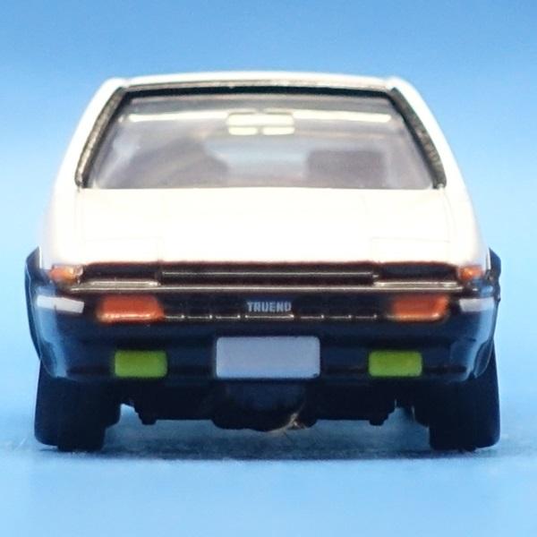 トミカプレミアム unlimited 01 頭文字D AE86 トレノ（藤原拓海