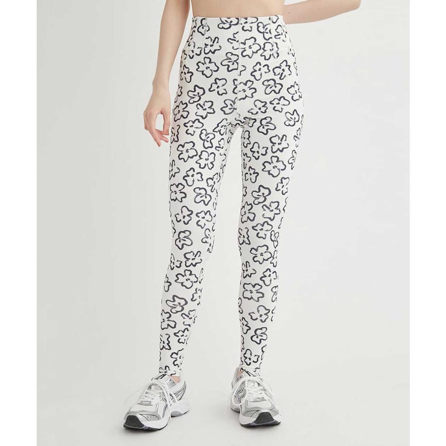 emmi yoga エミ ヨガウェア レギンス 花柄 ホワイト 新品未使用タグ付 楽天市場】エミ ヨガウェア emmi WELLNESS &TRAINING キャッチー