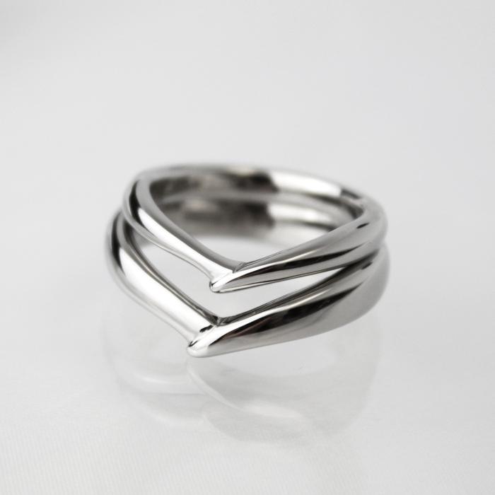 純チタン チタンリング 結婚指輪 ペアリング マリッジリング 金属アレルギー対応 ノンメッキ ノンコーティング 日本製 刻印無料 指を美しくみせる V字 m-059 |  | 09