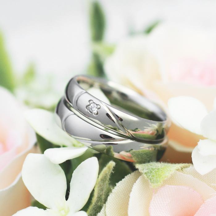 純チタン チタンリング 結婚指輪 ペアリング マリッジリング 金属アレルギー対応 ノンメッキ ノンコーティング 日本製 刻印無料 ハート ダイヤ 0.03ct m-064の画像