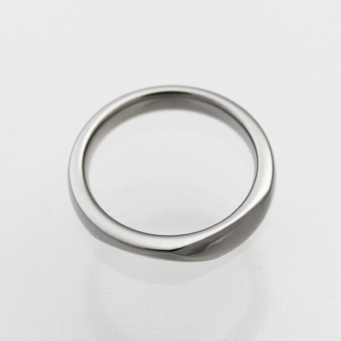 純チタン 指輪 リング チタンリング 単品 金属アレルギー対応 ノンメッキ ノンコーティング 日本製 刻印無料 メンズ レディース カットデザイン シンプル r-030の画像