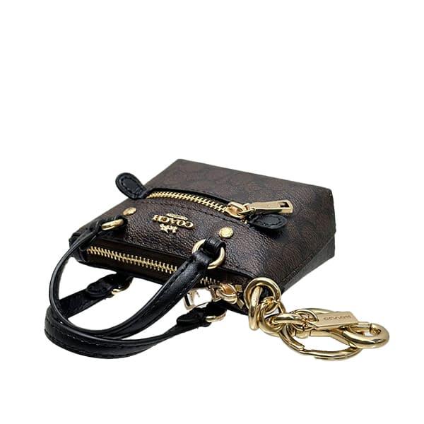 COACH（コーチ） 国内発送 キーホルダー レディース 小物 シグネチャー
