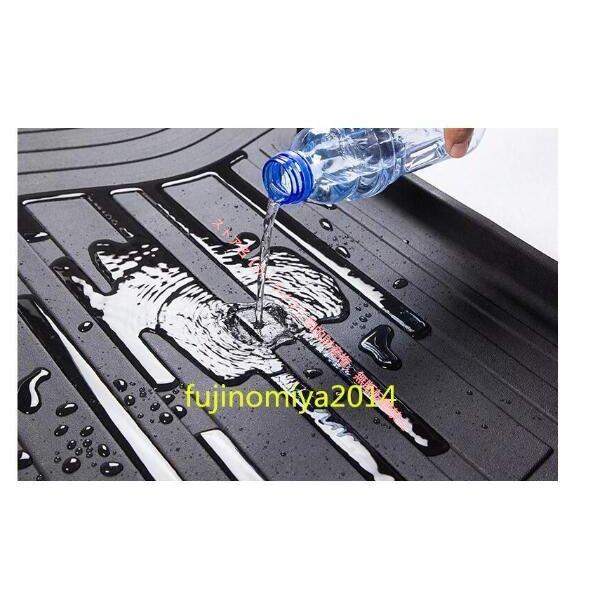 PORSCHE（ポルシェ） マカン Macan 2014-2026 専用 ラゲッジマット