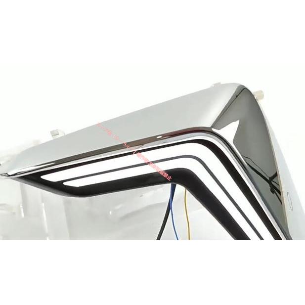 アルファード30前期専用　LED メッキ　ホワイト トヨタ（TOYOTA） アルファード 30系 2019年〜LED 3色 フロントディ