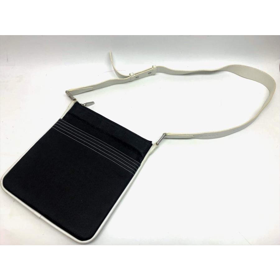 LOEWE ロエベ リピートアナグラム ワンショルダーバッグ ロゴ型押し LOEWE ロエベ アナグラム ロゴリピート レザー ショルダーバッグ