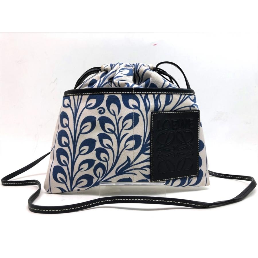 LOEWE ロエベ アナグラム ロゴ 巾着 ショルダーバッグ LOEWE ロエベ アナグラム ロゴ 巾着 ショルダーバッグ