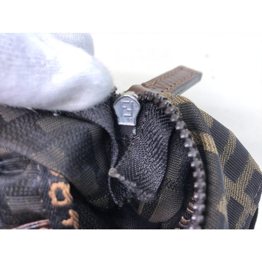 極美品　フェンディ　クラッチバッグ　ズッカ柄　キャンバス　レザー　カーキ　茶色 極美品 フェンディ クラッチバッグ ズッカ柄 キャンバス レザー