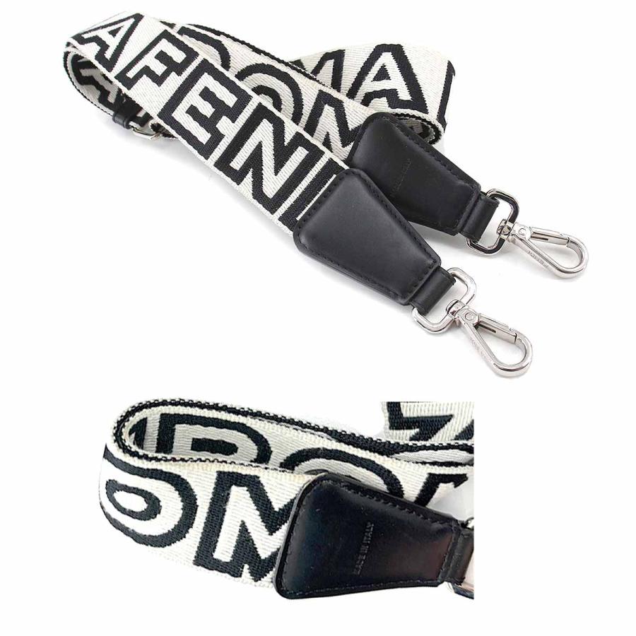 FENDI『ハンドストラップ』LOVEロックスタッズ