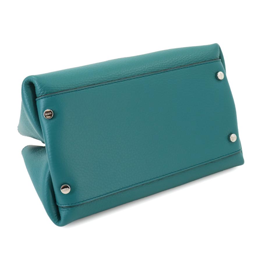 新品同様 トッズ TOD