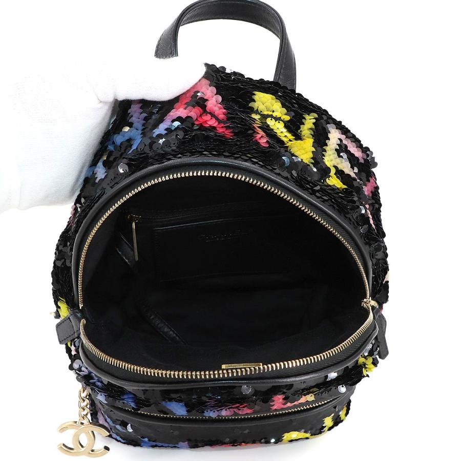 CHANEL（シャネル） 未使用 展示品 チェーン バックパック リュック