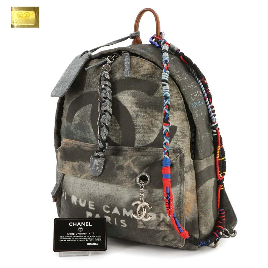CHANEL（シャネル） 新品同様 アクト2 グラフィティ スモール バック