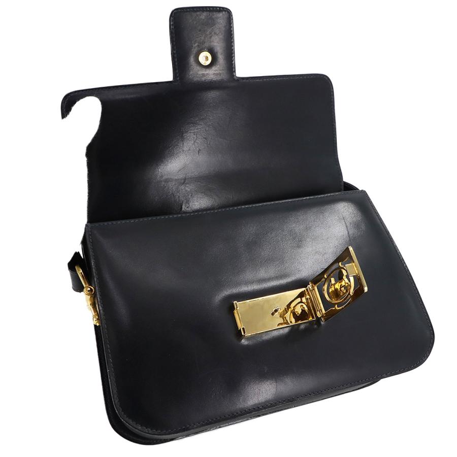 CELINE ワンショルダーバッグ　馬車金具　ゴールド金具　レザー　ネイビー CELINE ワンショルダーバッグ 馬車金具 ゴールド金具 レザー