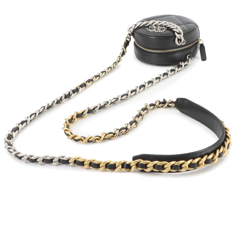 CHANEL（シャネル） 未使用 展示品 CHANEL 19 ラウンド クラッチ