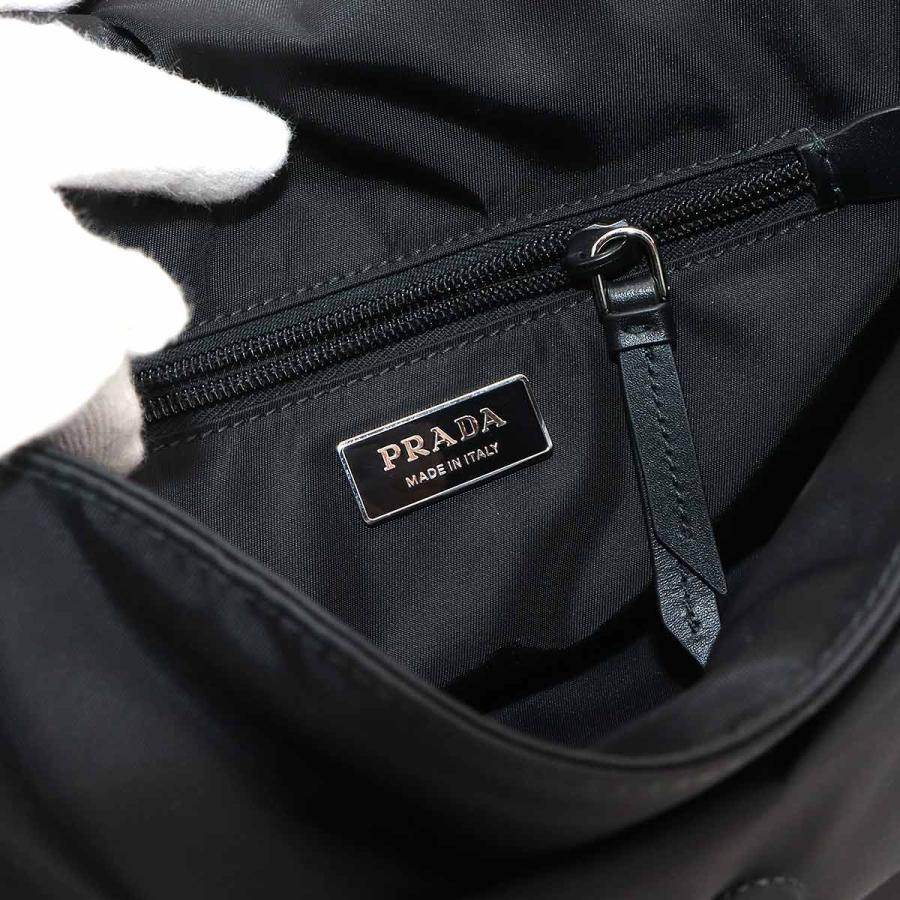 PRADA（プラダ） 新品同様 スモール パデッド ショルダー バッグ