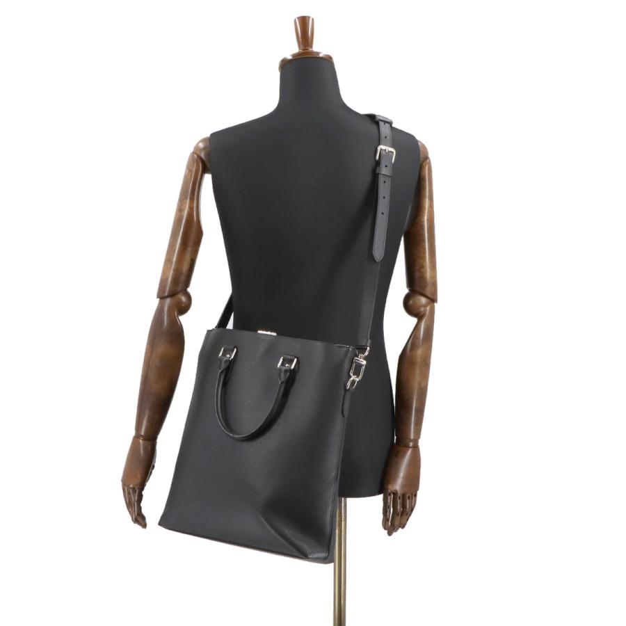 LOUIS VUITTON（ルイ・ヴィトン） 新品同様 ルイ ヴィトン タイガ