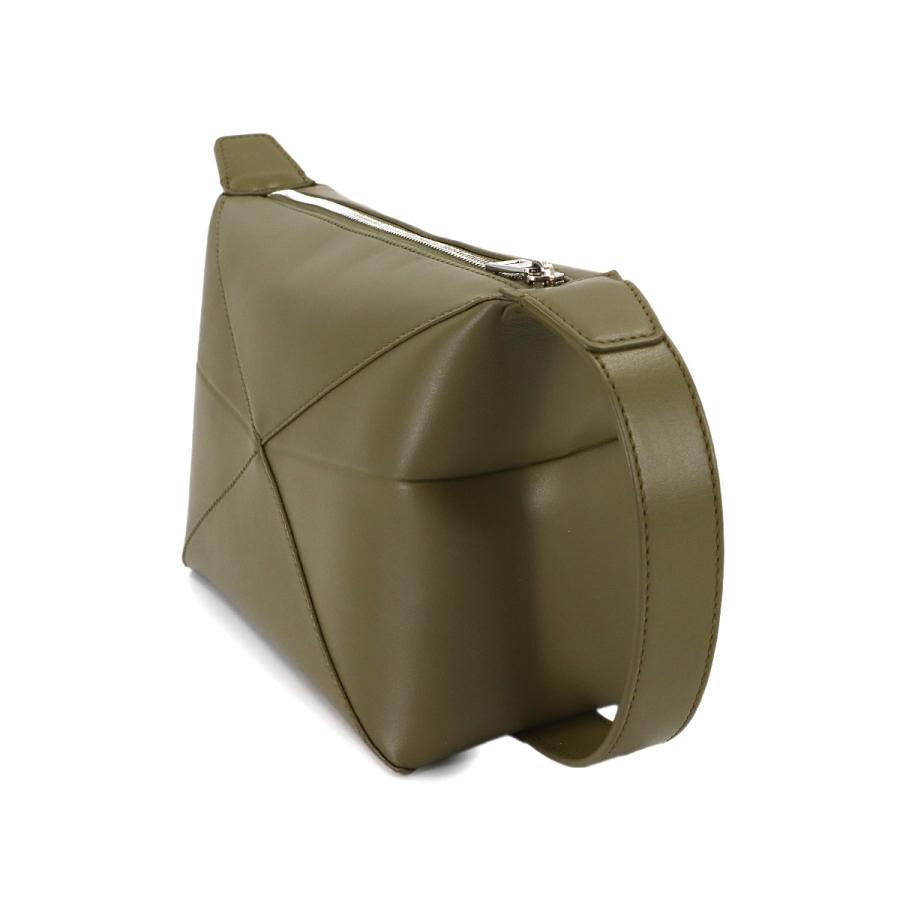未使用 展示品 ロエベ LOEWE パズル フォルド ウォッシュ ハンド クラッチ バッグ レザー オリーブ シルバー 金具 C510WBPX01 90306307 LOEWE（ロエベ） 未使用 展示品 パズル フォルド ウォッシュ ハンド