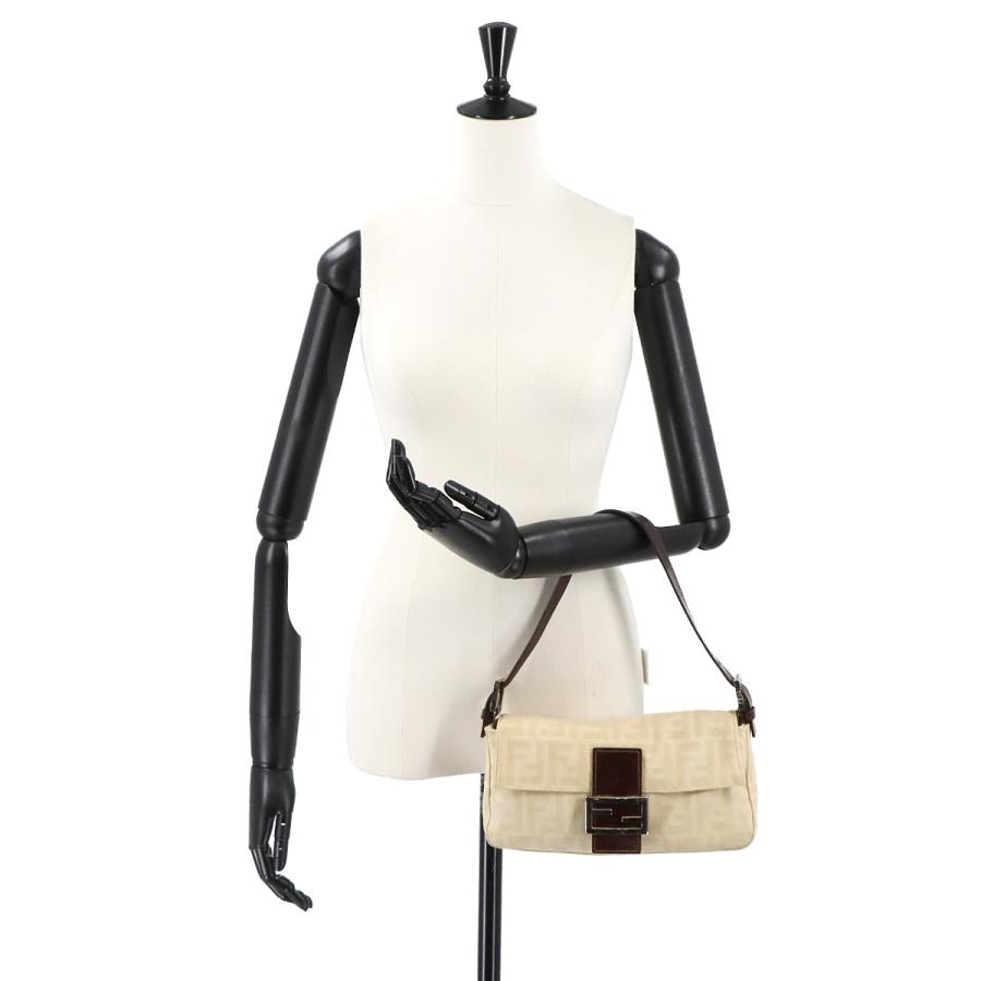 FENDI（フェンディ） ズッカ マンマバゲット ショルダー バッグ