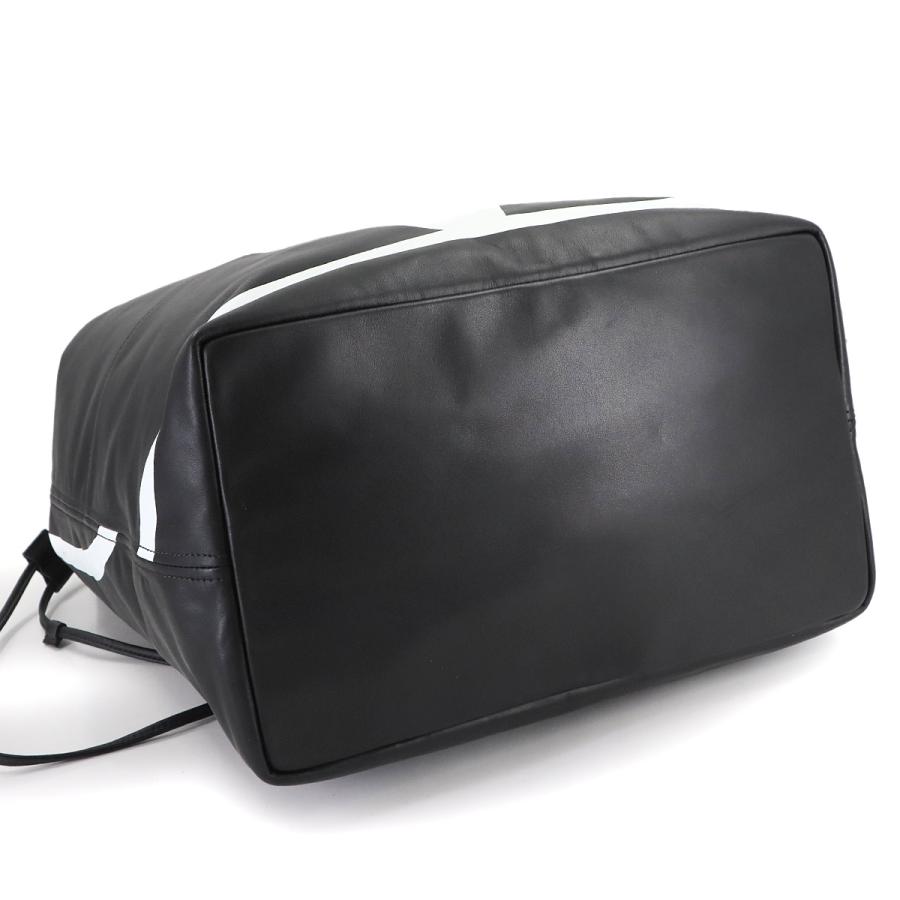 VALENTINO（ヴァレンティノ） 新品同様 ガラヴァーニ VALENTINO
