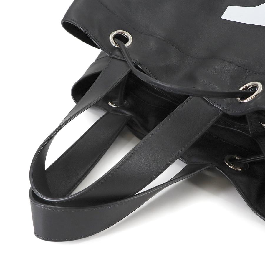 VALENTINO（ヴァレンティノ） 新品同様 ガラヴァーニ VALENTINO