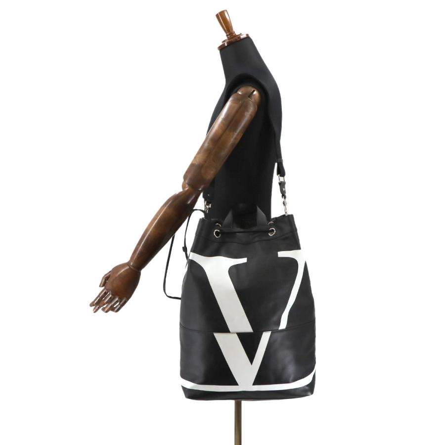 VALENTINO（ヴァレンティノ） 新品同様 ガラヴァーニ VALENTINO