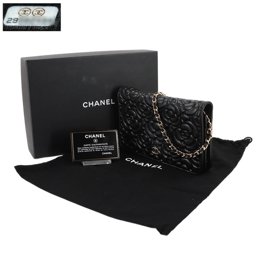 CHANEL（シャネル） 新品同様 カメリア チェーン ウォレット 二つ折り