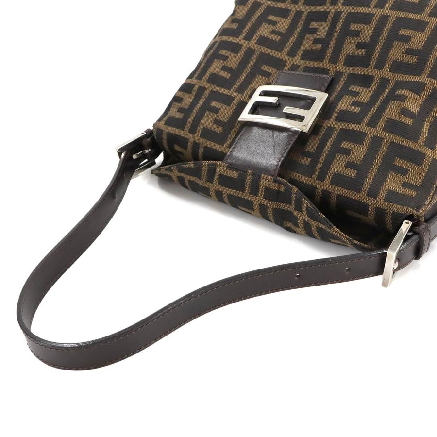 FENDI（フェンディ） 新品同様 ズッカ マンマバゲット ショルダー