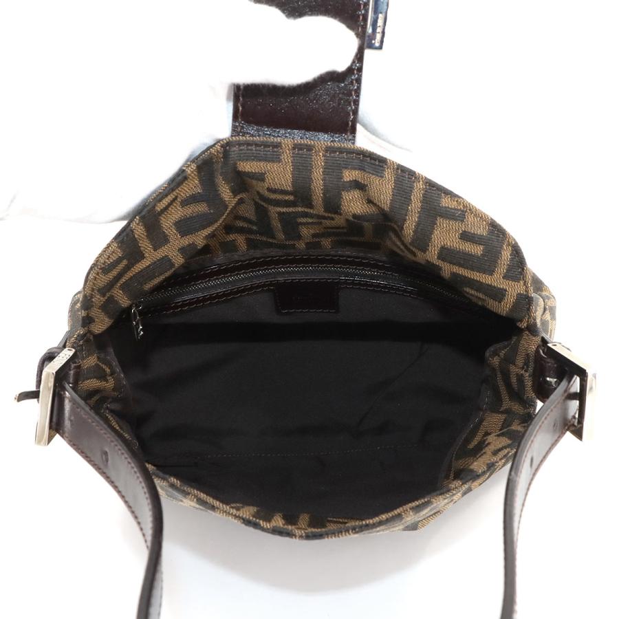 FENDI（フェンディ） 新品同様 ズッカ マンマバゲット ショルダー