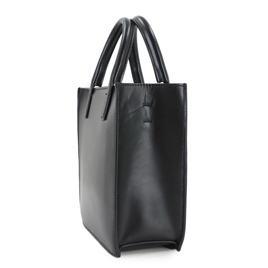 VALENTINO（ヴァレンティノ） 新品同様 ガラヴァーニ VALENTINO 