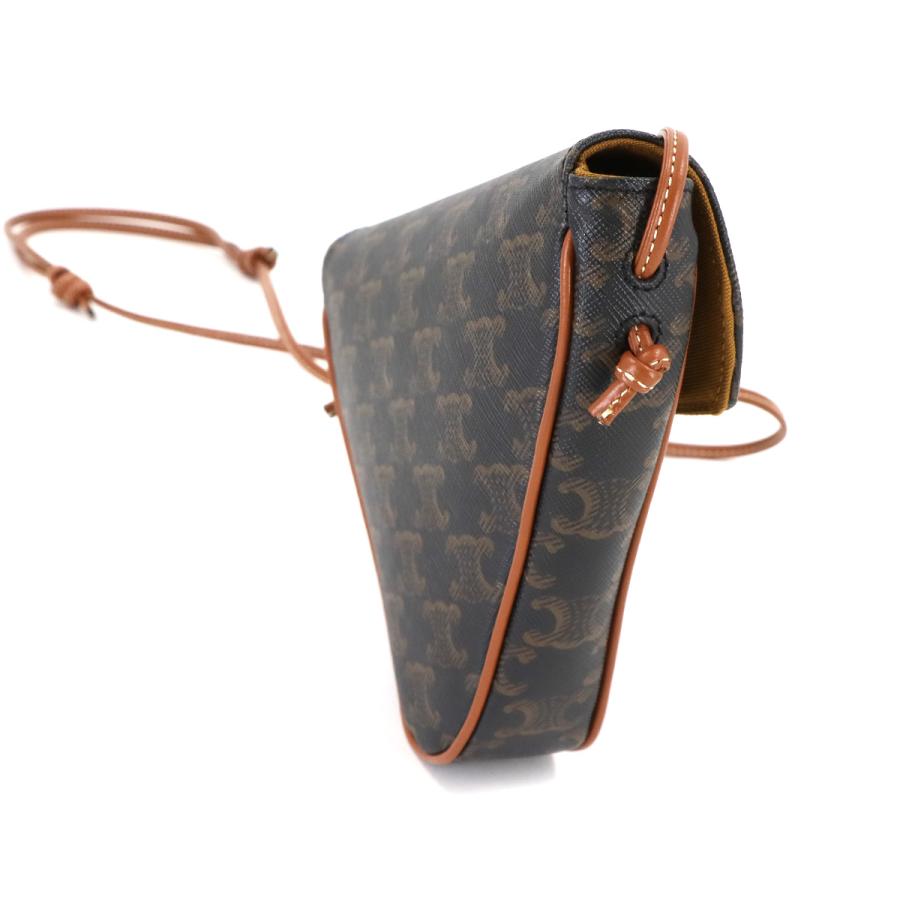 CELINE（セリーヌ） 新品同様 トリオンフ トライアングル ショルダー