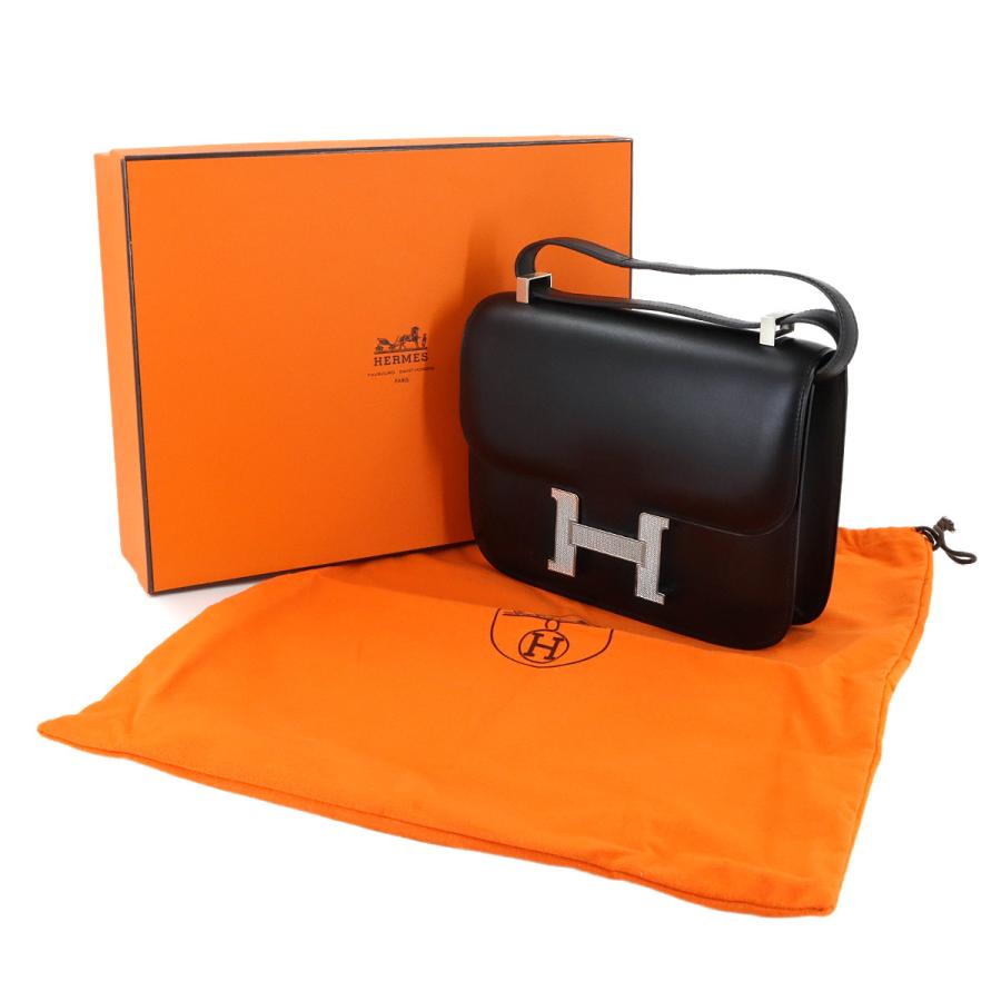 新品同様 エルメス HERMES コンスタンス 23 ギロッシュ ショルダー バッグ ボックスカーフ レザー ブラック □G刻印 90310038 HERMES（エルメス） 新品同様 コンスタンス 23 ギロッシュ ショルダー