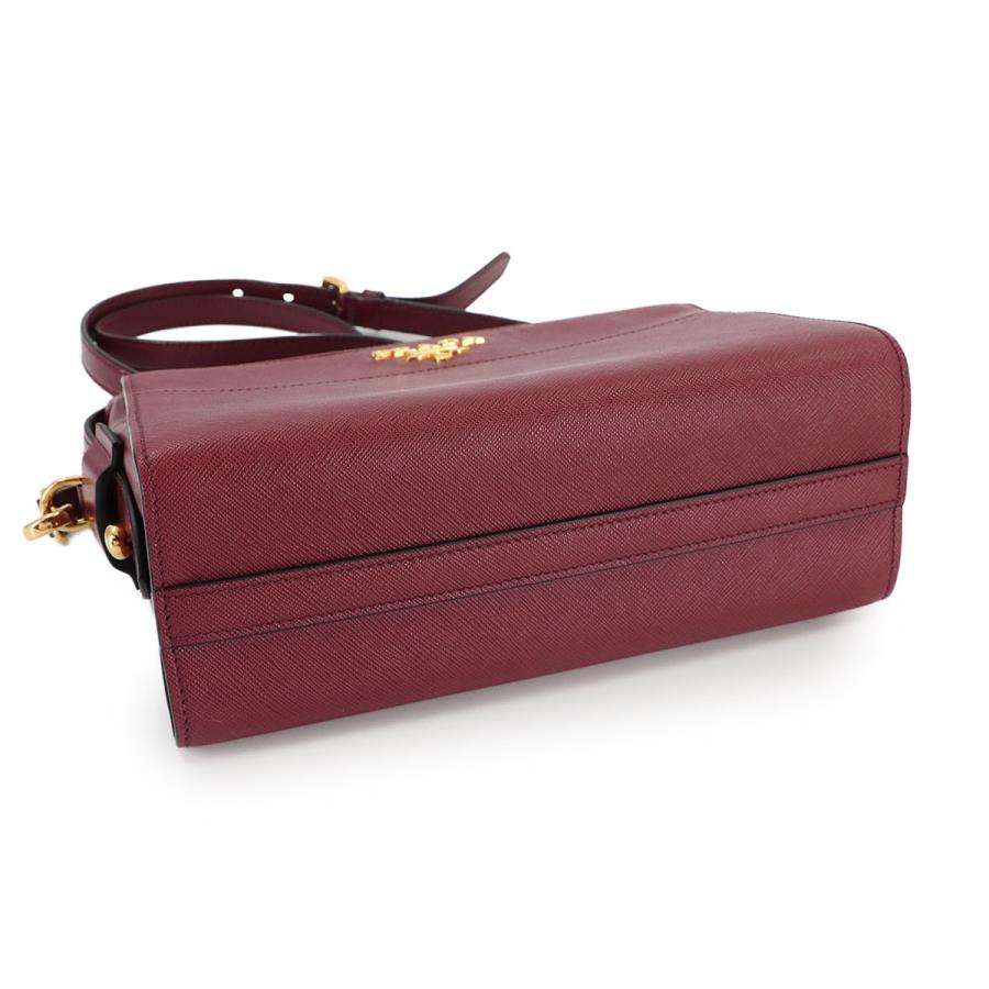 PRADA（プラダ） 新品同様 ショルダー バッグ サフィアーノレザー 