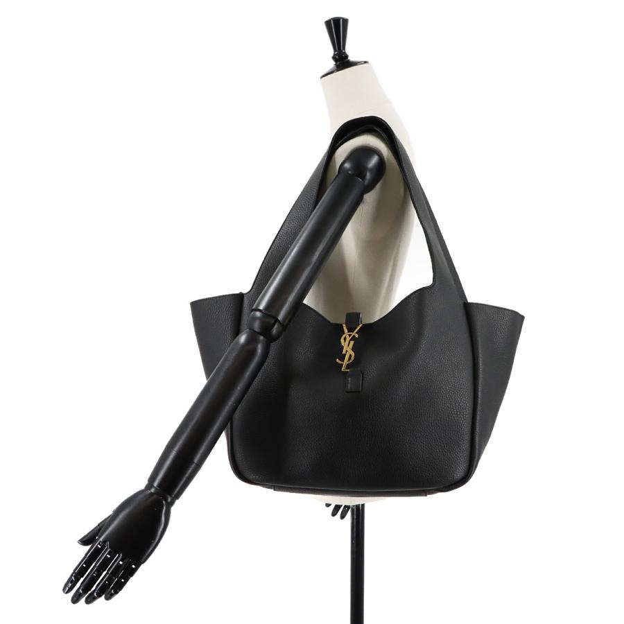 Yves Saint Laurent（イヴ・サンローラン） 未使用 展示品 サン