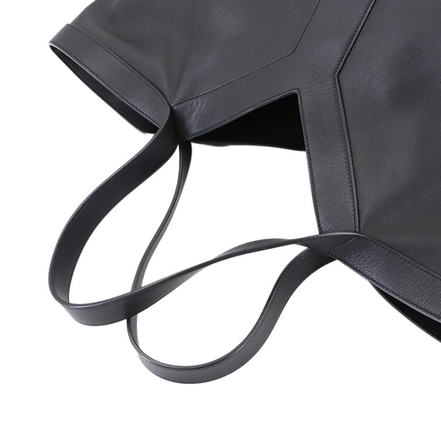 Yves Saint Laurent（イヴ・サンローラン） 未使用 展示品 サン
