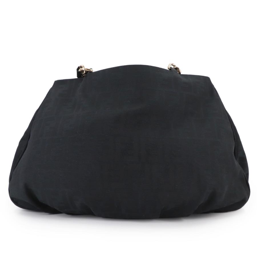 FENDI（フェンディ） 新品同様 ズッカ チェーン トート バッグ