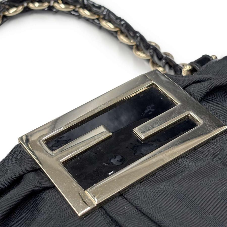 FENDI（フェンディ） 新品同様 ズッカ チェーン トート バッグ