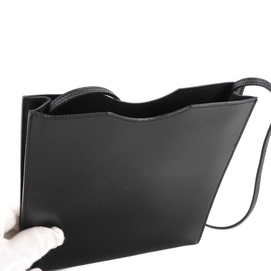 美品 エルメス レザー ショルダーバッグ オニメトゥ ブラック クロスボディ HERMES（エルメス） 美品 オニメトゥ ショルダー バッグ ポシェット