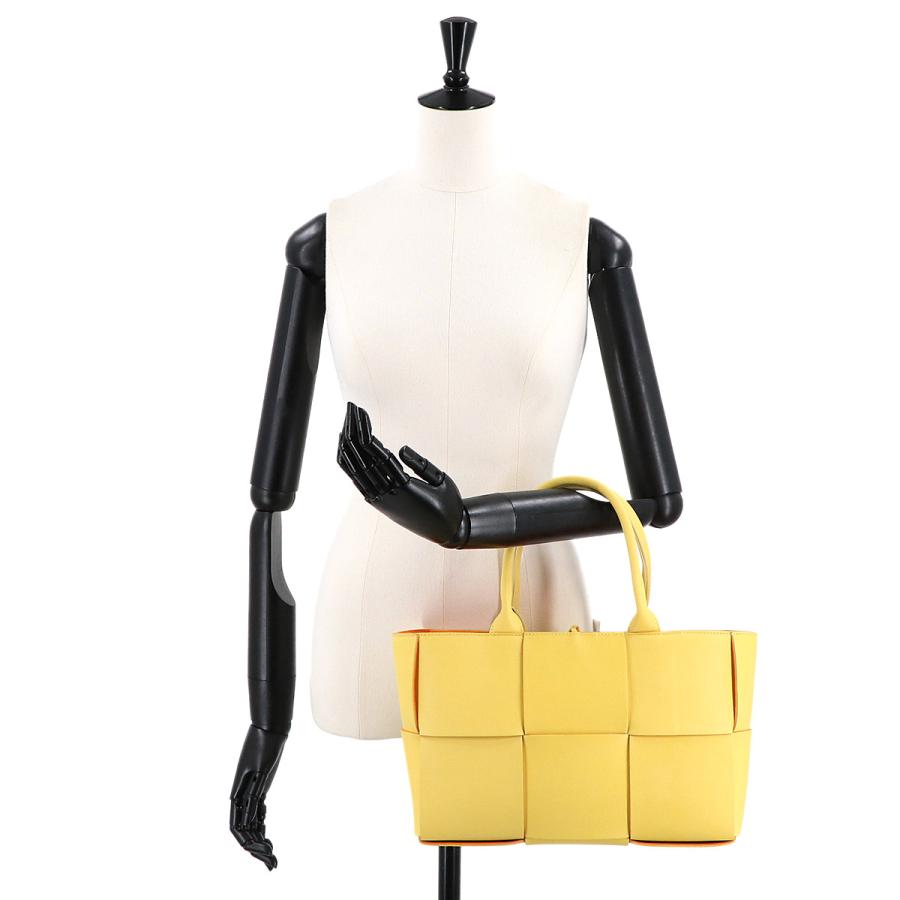 BOTTEGA VENETA（ボッテガ・ヴェネタ） 未使用 展示品 ボッテガ