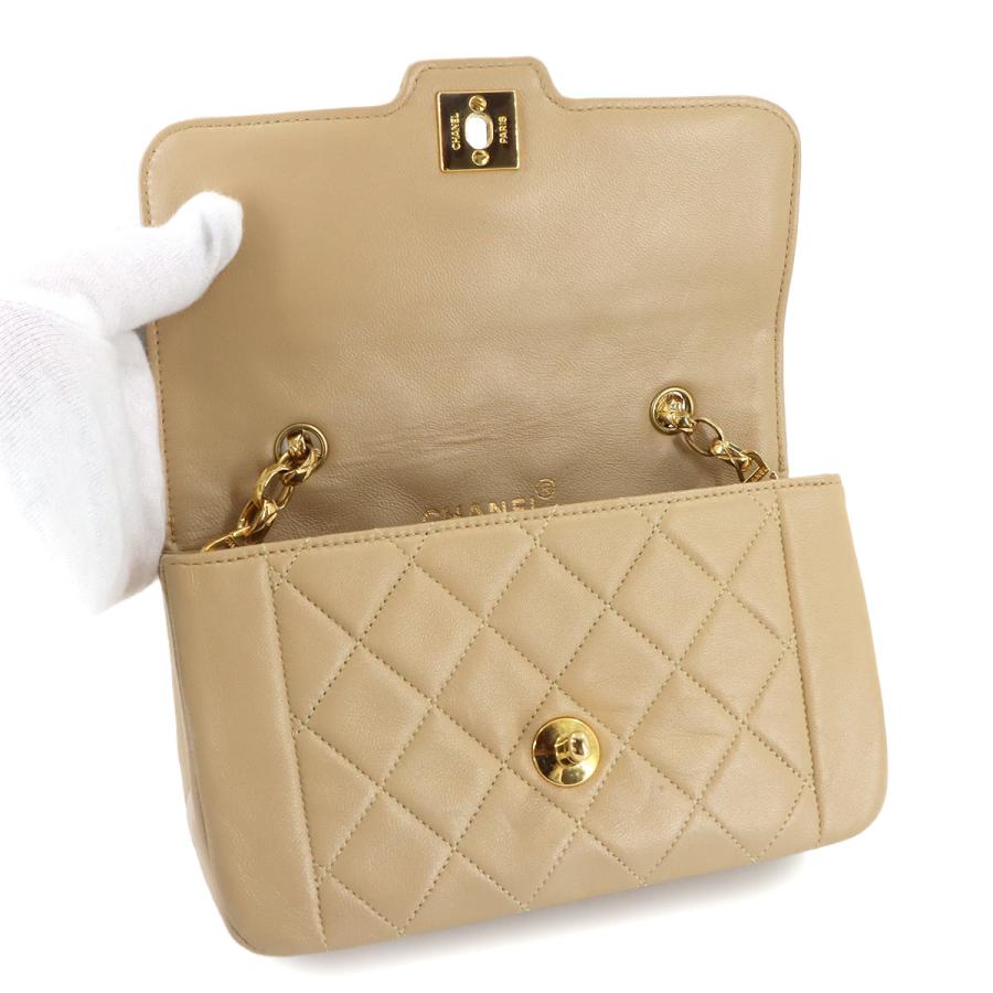 CHANEL（シャネル） マトラッセ チェーン ショルダー バッグ レザー