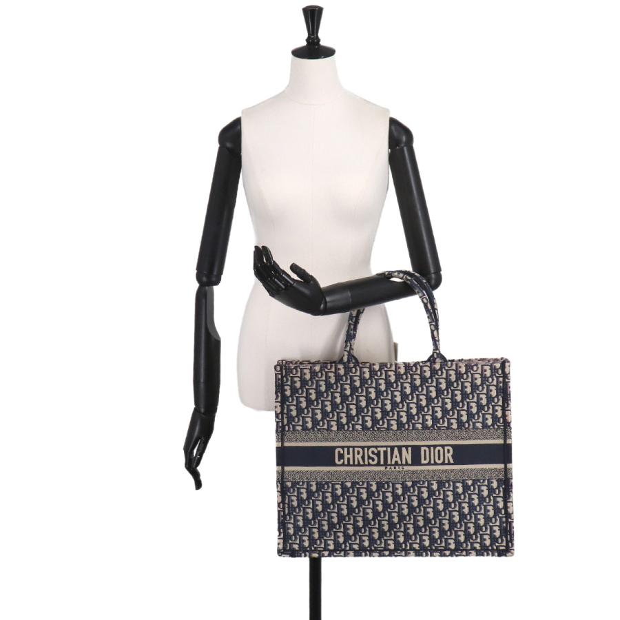 Christian Dior（クリスチャン・ディオール） ブック トート ラージ