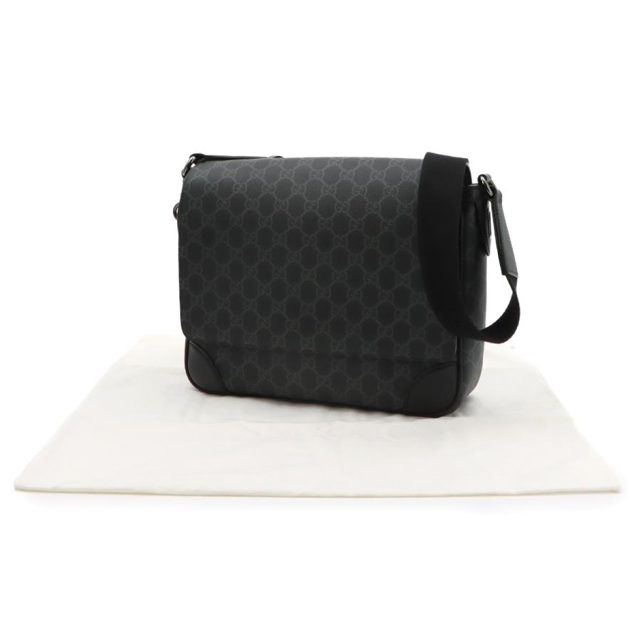 GUCCI（グッチ） 新品同様 GUCCI GGエンブレム ミディアム クロス